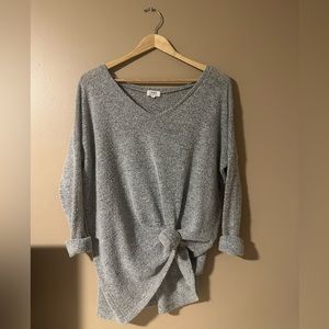 Small oversized heather grey Piko sweater